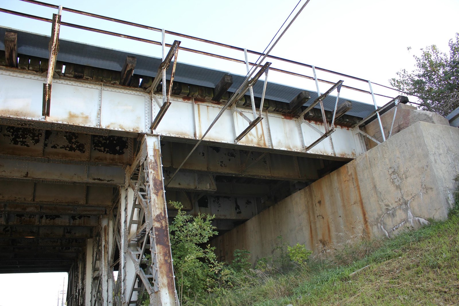 East span